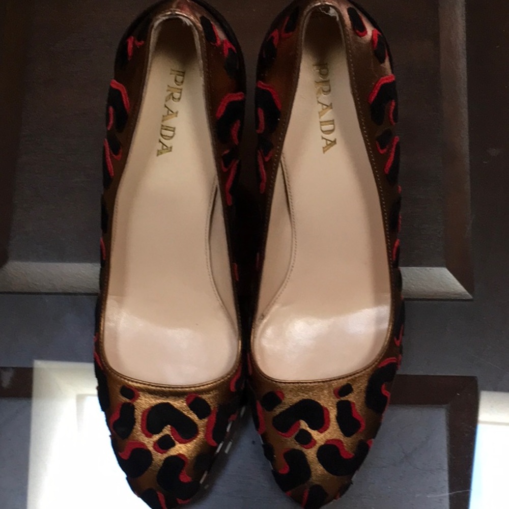 Prada Gold/Red/Black Shoes